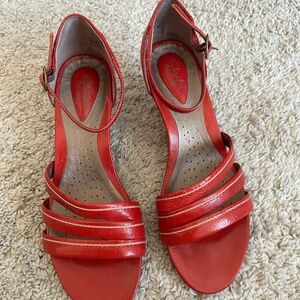 AEROSOLES Red Strappy Wedge Sandals Size 8.5